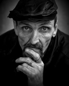 homeless-844206_1920